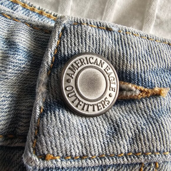 American Eagle Distressed Painted Jean Short Shorts - 2011 - Light Wash - Sz 00 - Picture 9 of 13